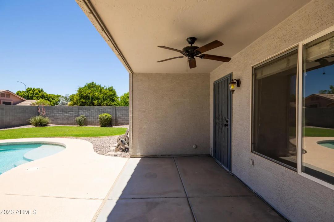 Real Estate Picture 22