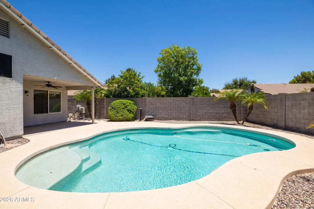 Real Estate Picture 27