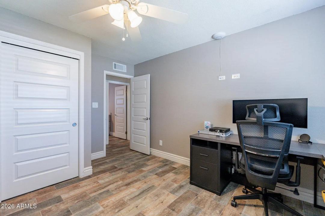 Real Estate Picture 19