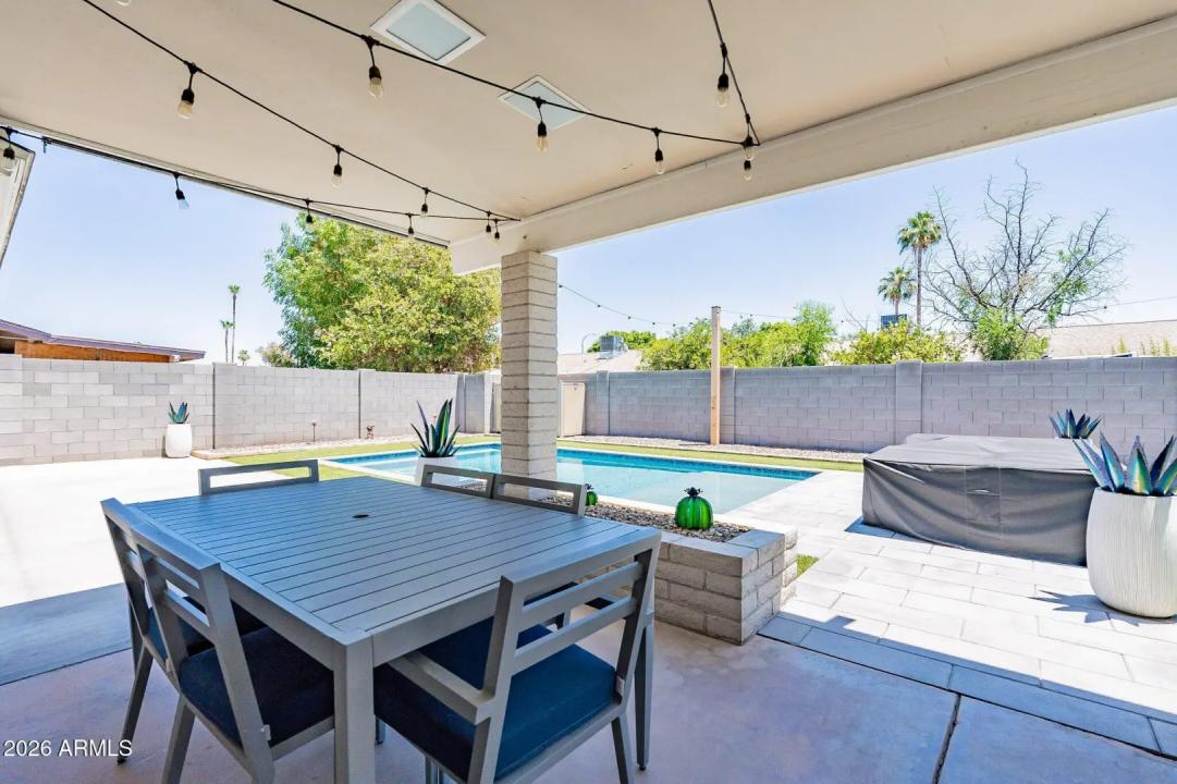 Real Estate Picture 29