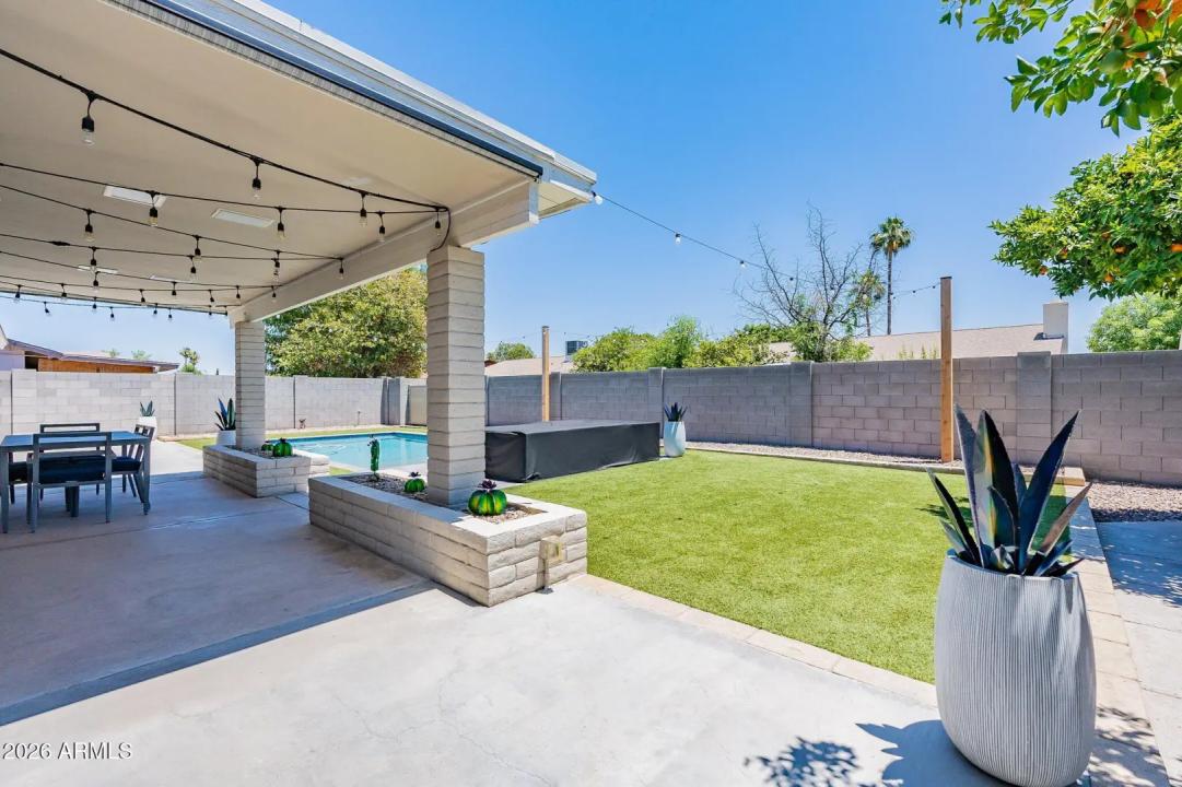 Real Estate Picture 27