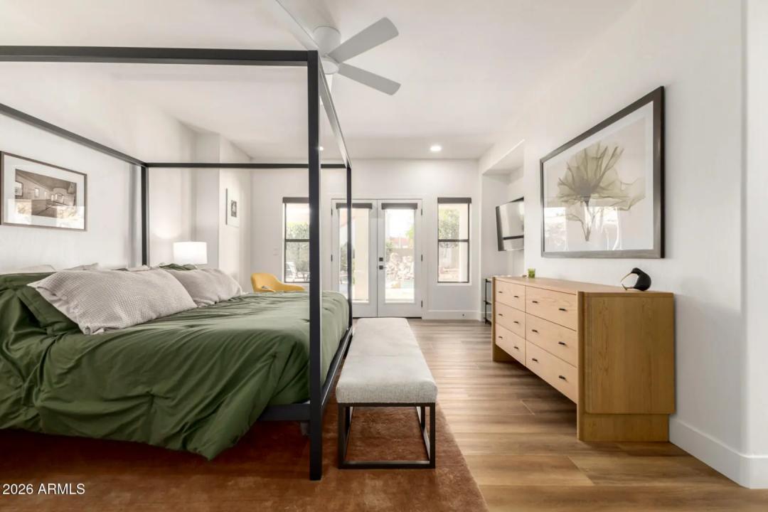 Real Estate Picture 5
