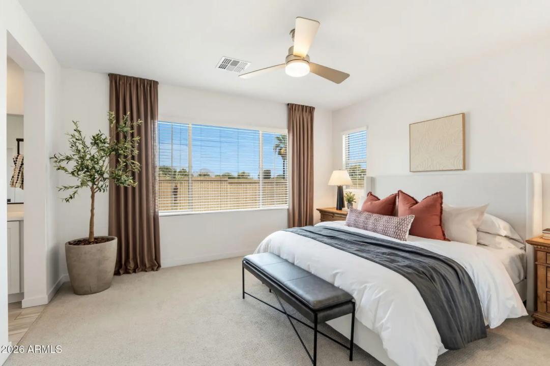 Real Estate Picture 18