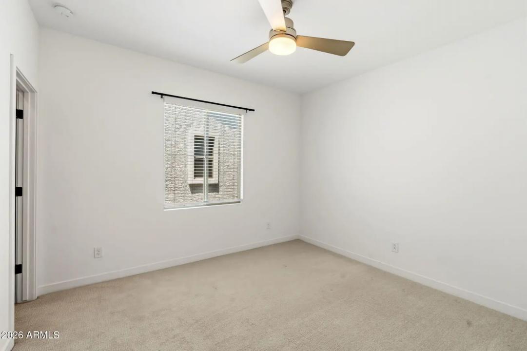 Real Estate Picture 26