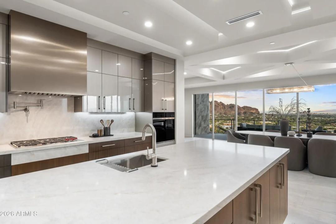 Real Estate Picture 20