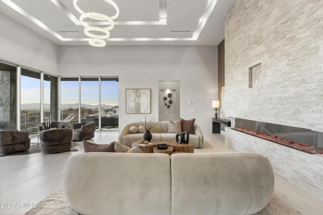 Real Estate Picture 27