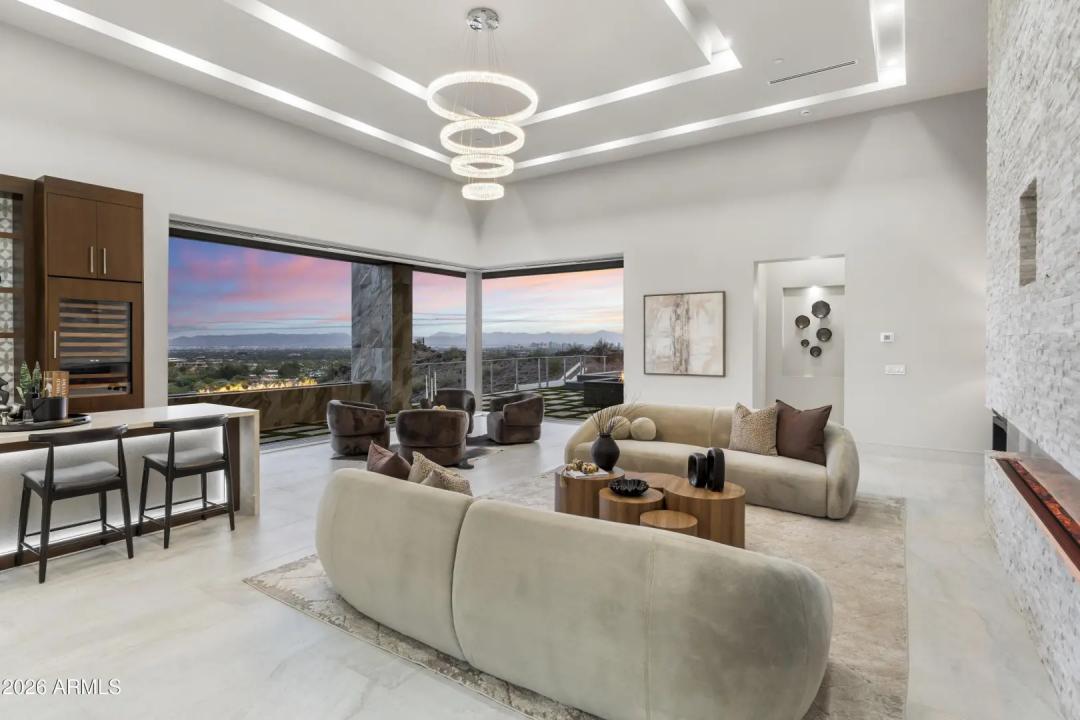 Real Estate Picture 28