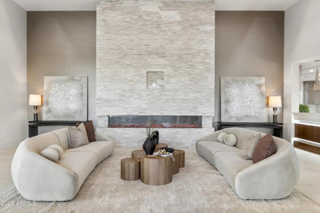 Real Estate Picture 32