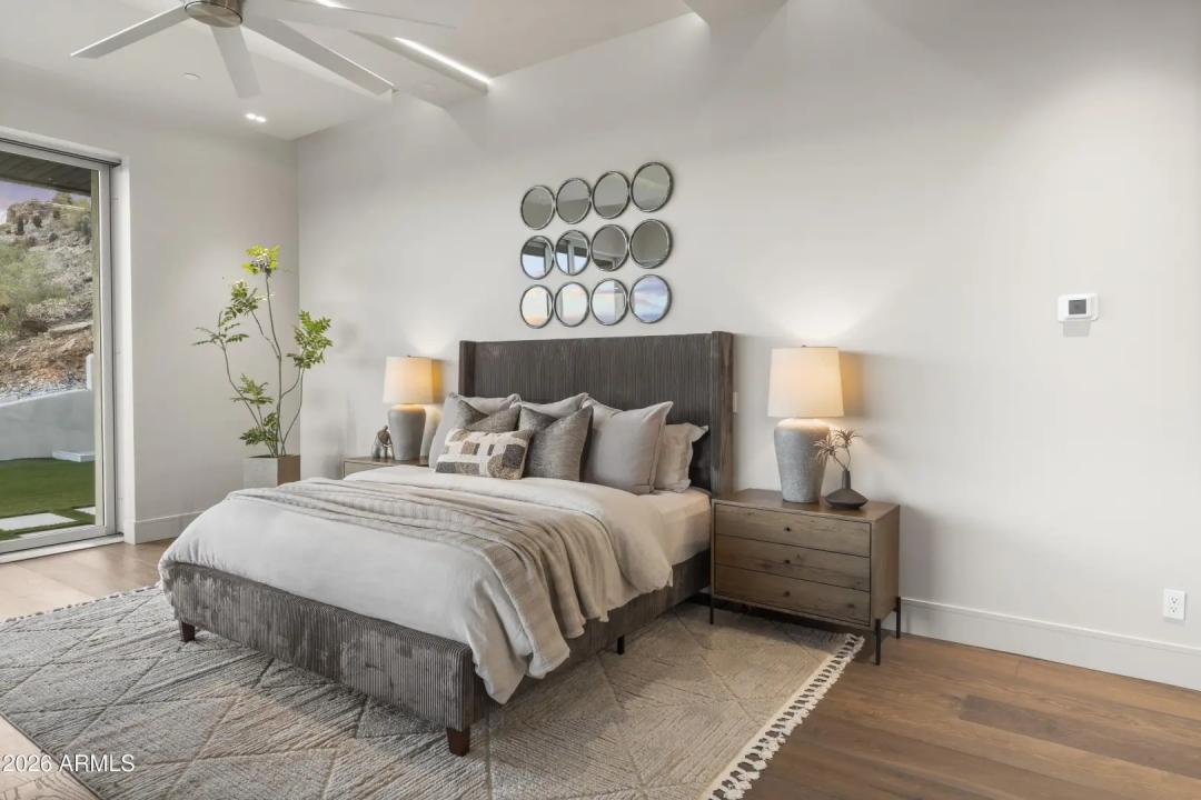 Real Estate Picture 34