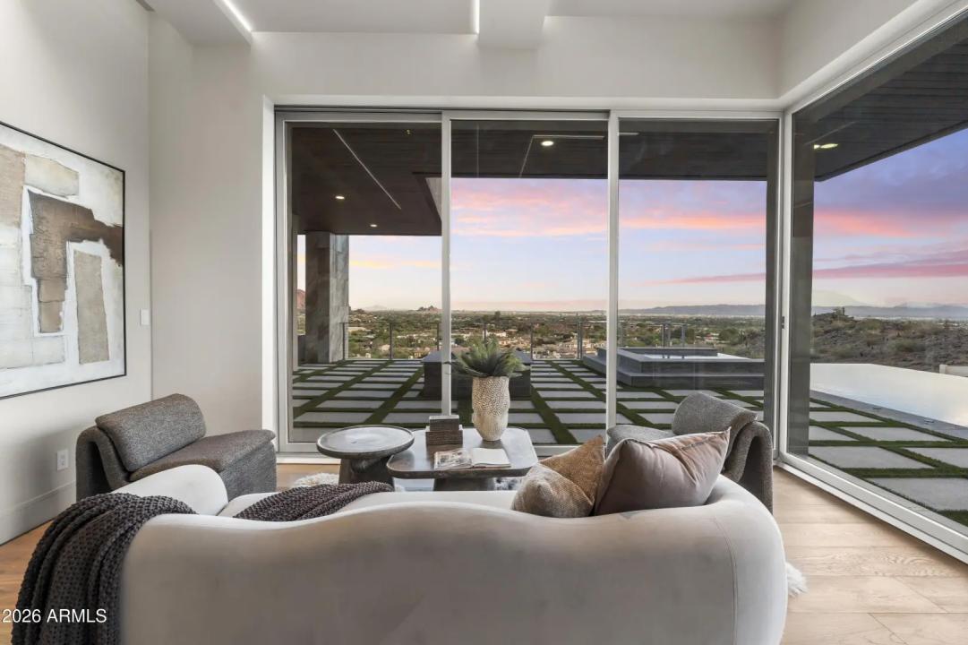 Real Estate Picture 38