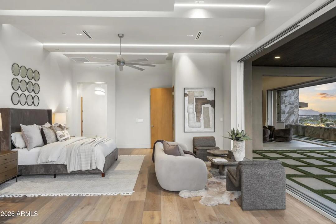 Real Estate Picture 39