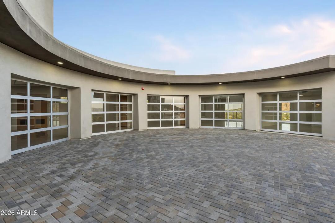 Real Estate Picture 56