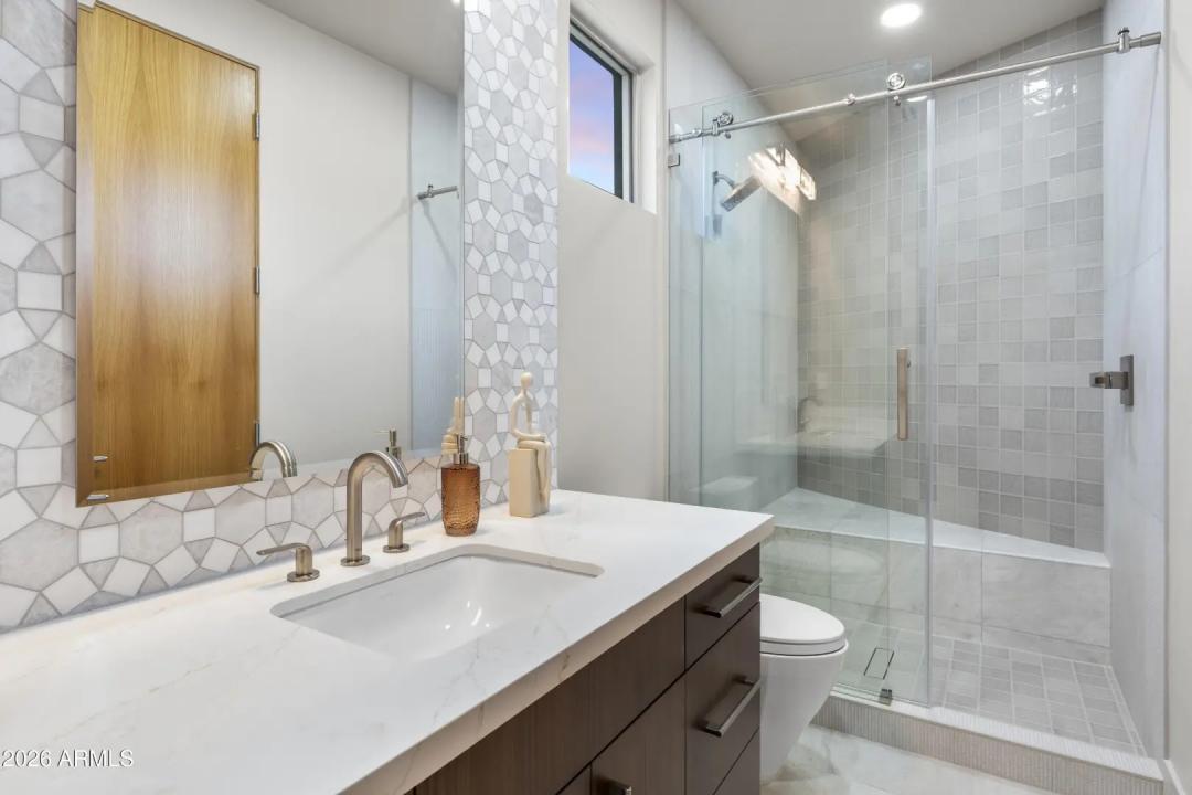 Real Estate Picture 71