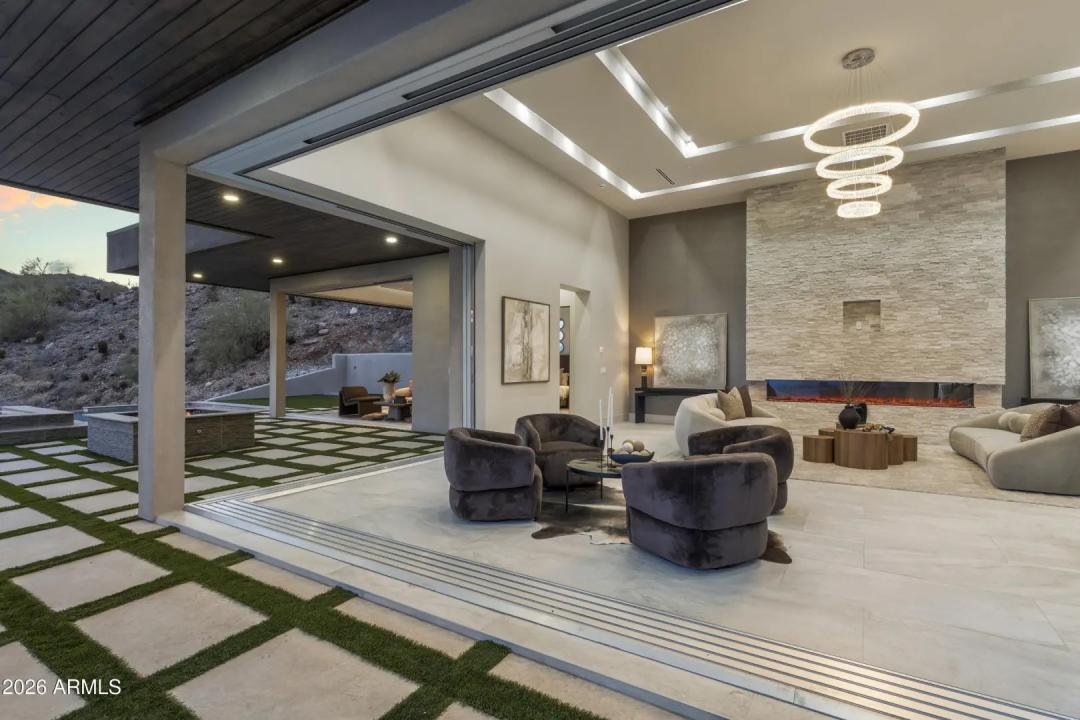 Real Estate Picture 90