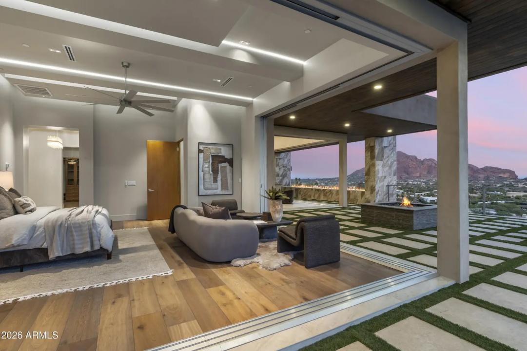 Real Estate Picture 95