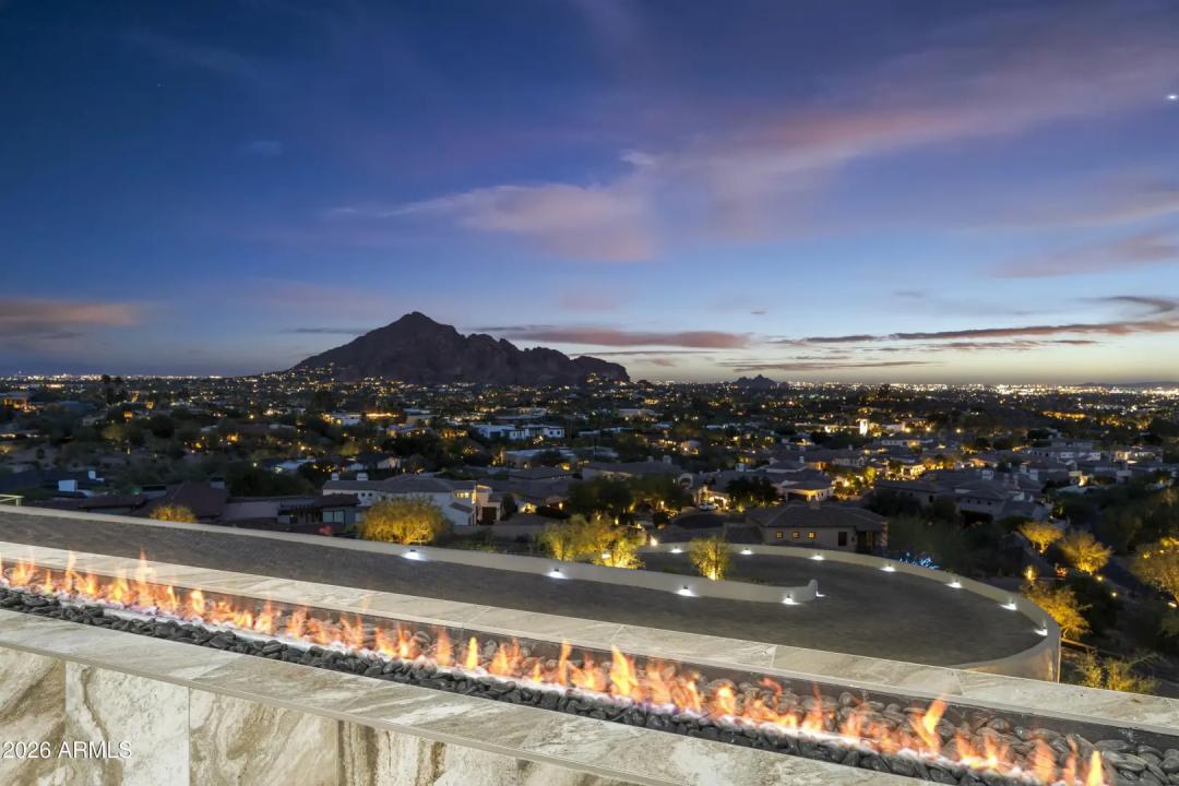 Real Estate Picture 104