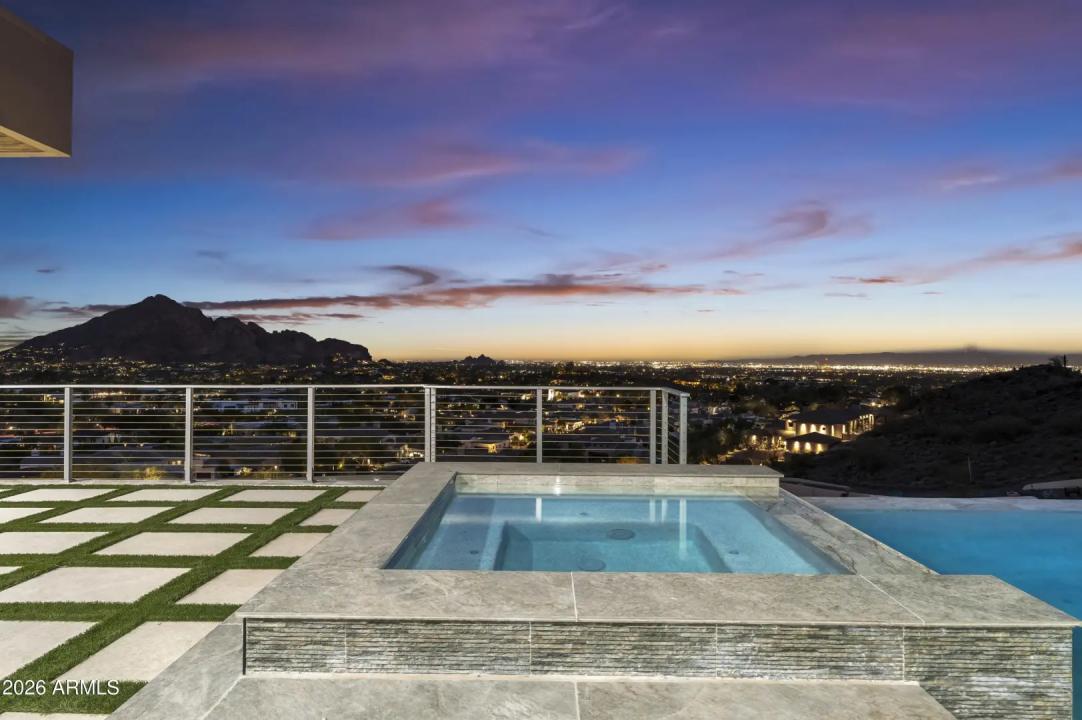 Real Estate Picture 106