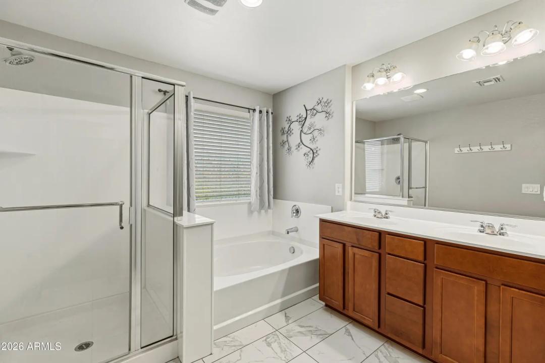 Real Estate Picture 21