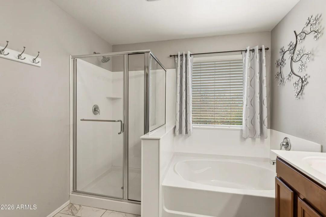 Real Estate Picture 22
