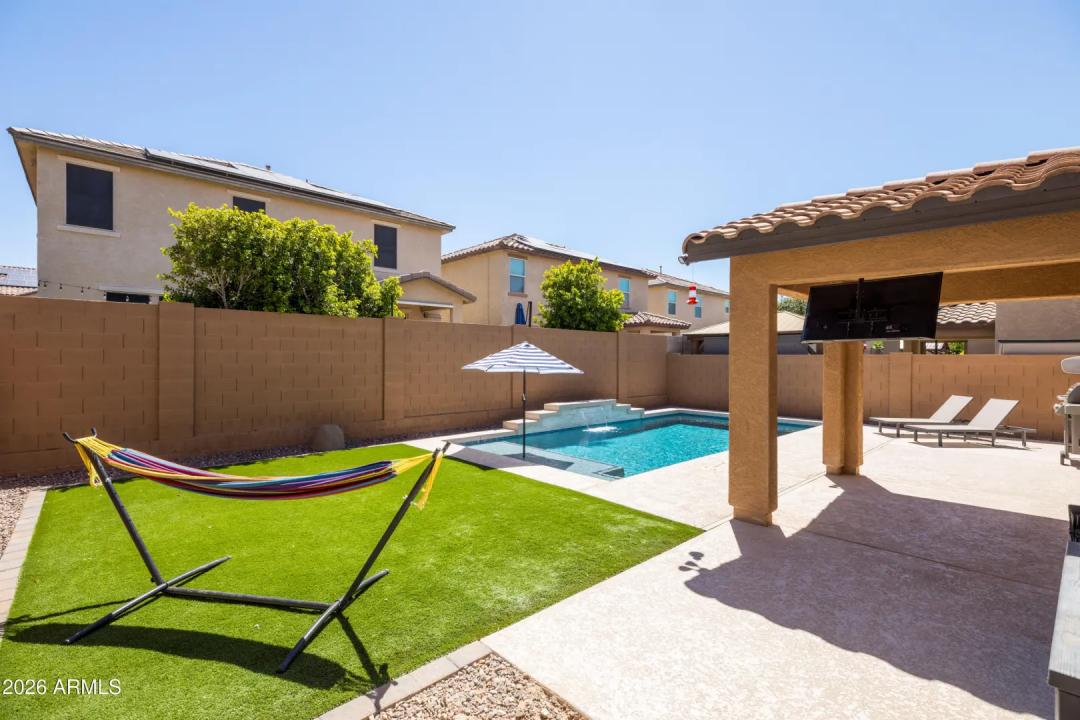 Real Estate Picture 29