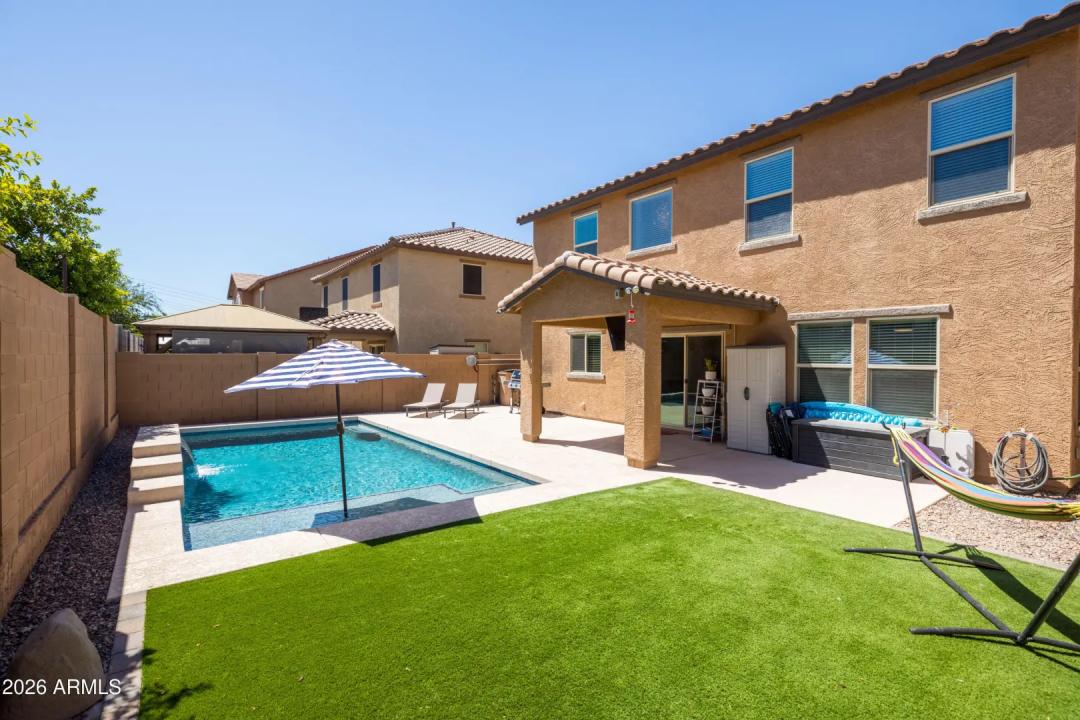 Real Estate Picture 30