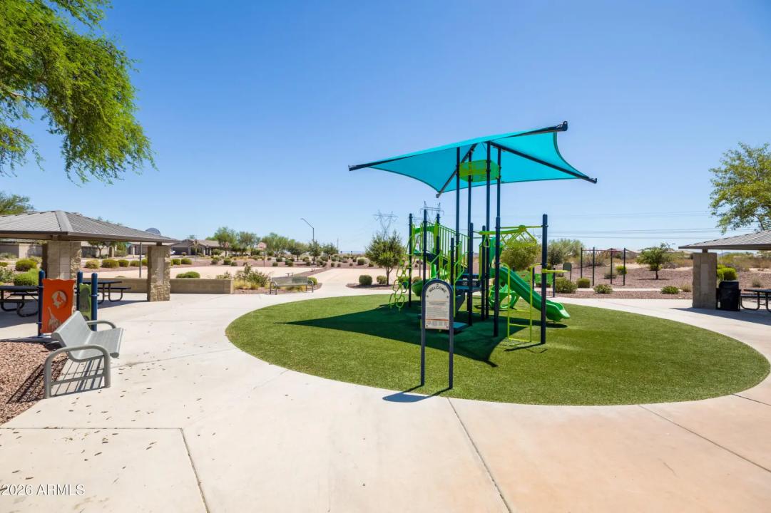 Real Estate Picture 39