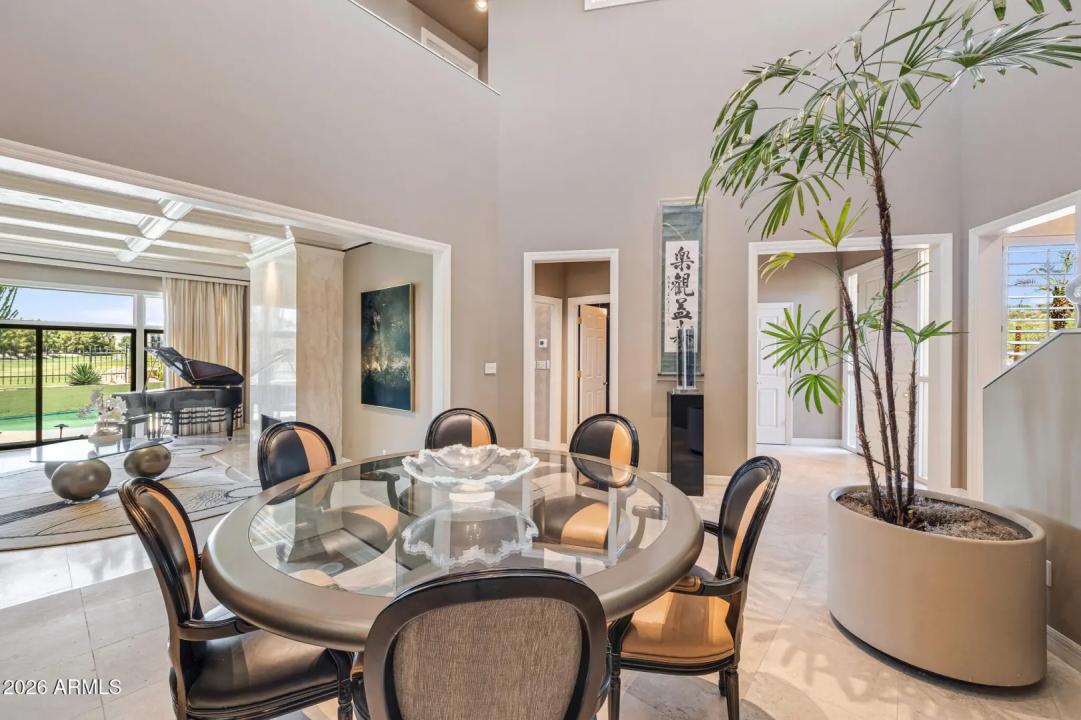 Real Estate Picture 3