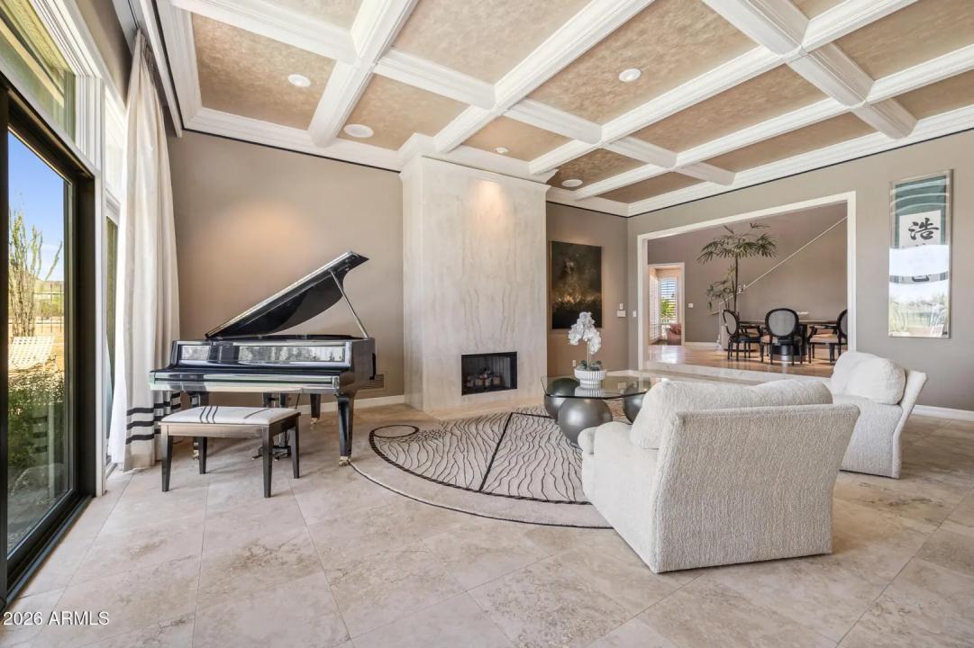 Real Estate Picture 6
