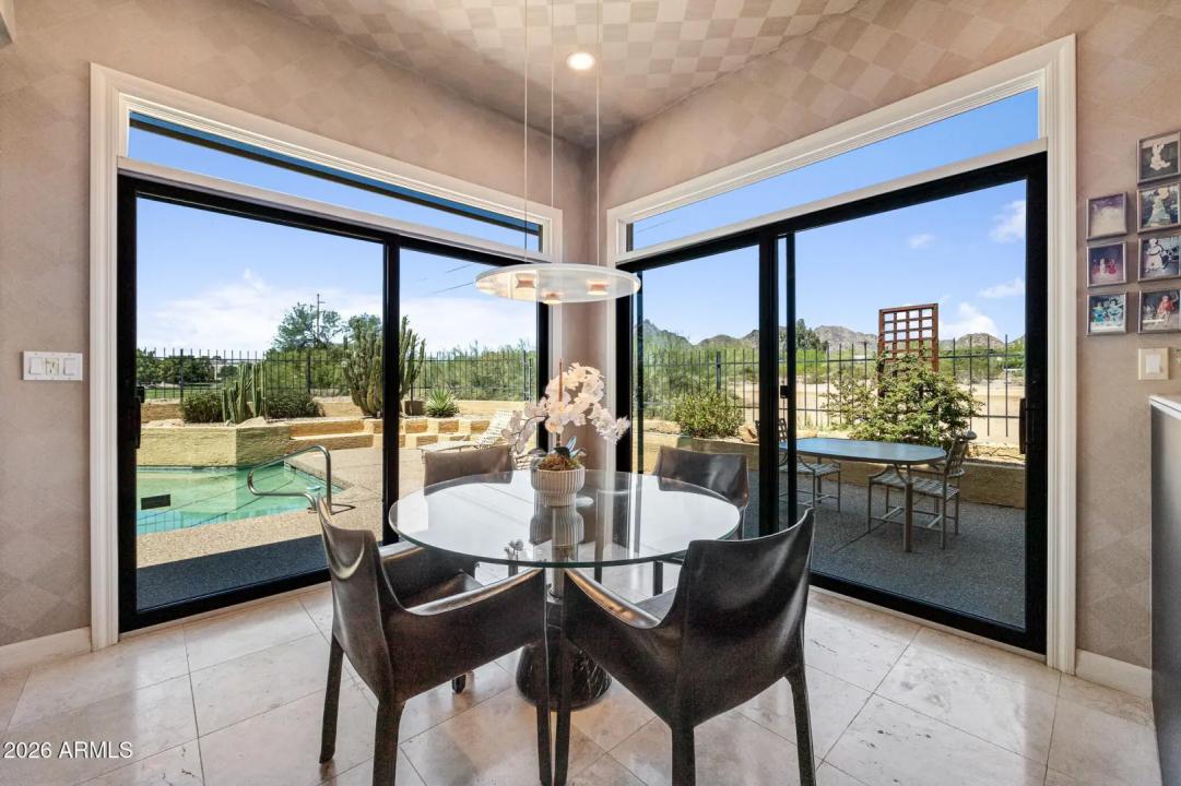 Real Estate Picture 10