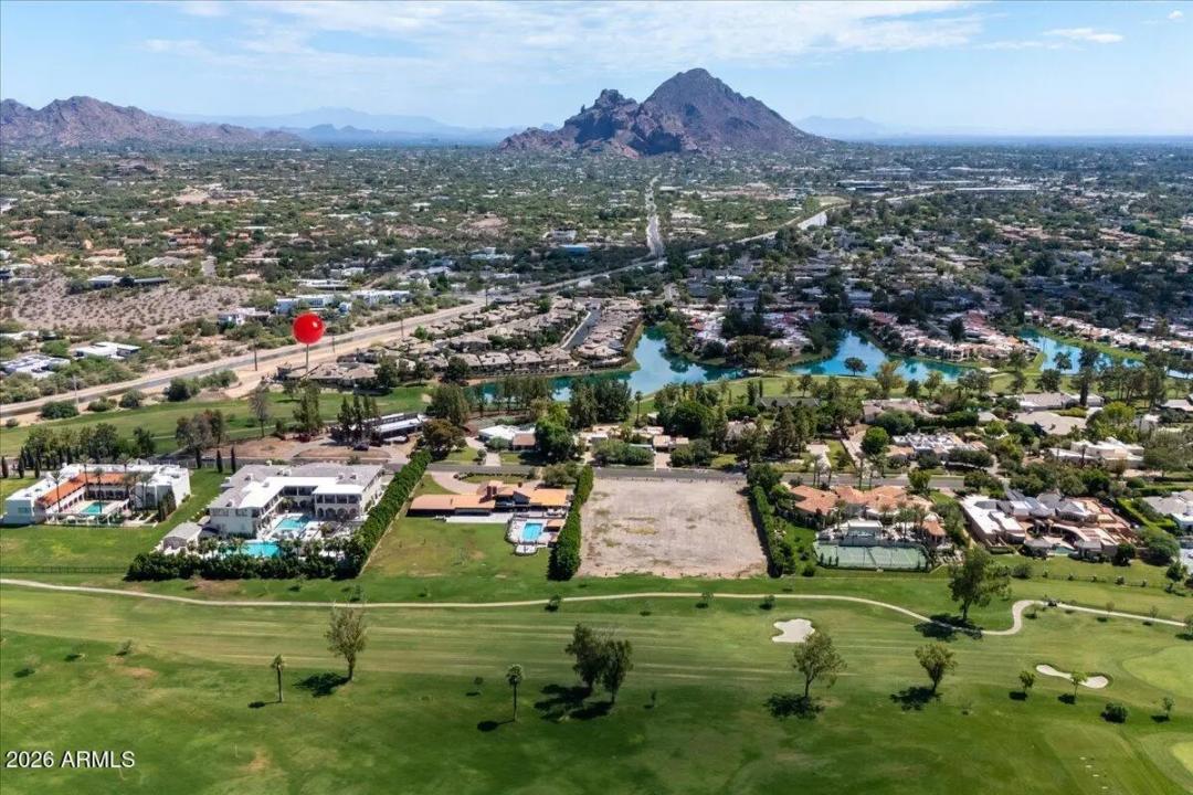 Real Estate Picture 27
