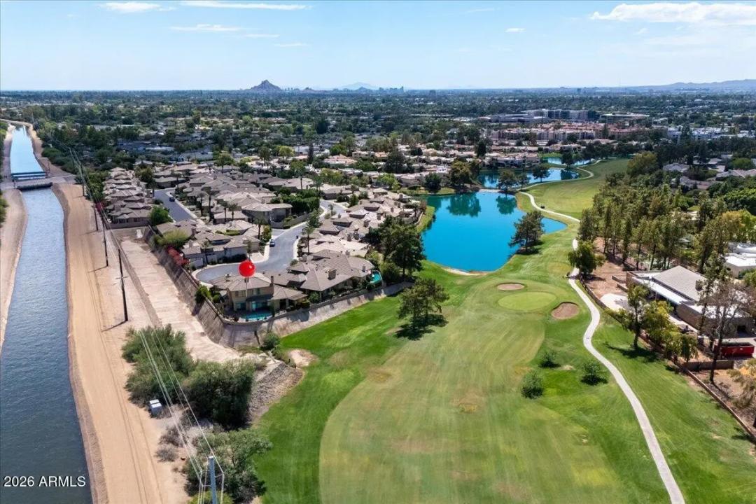 Real Estate Picture 28