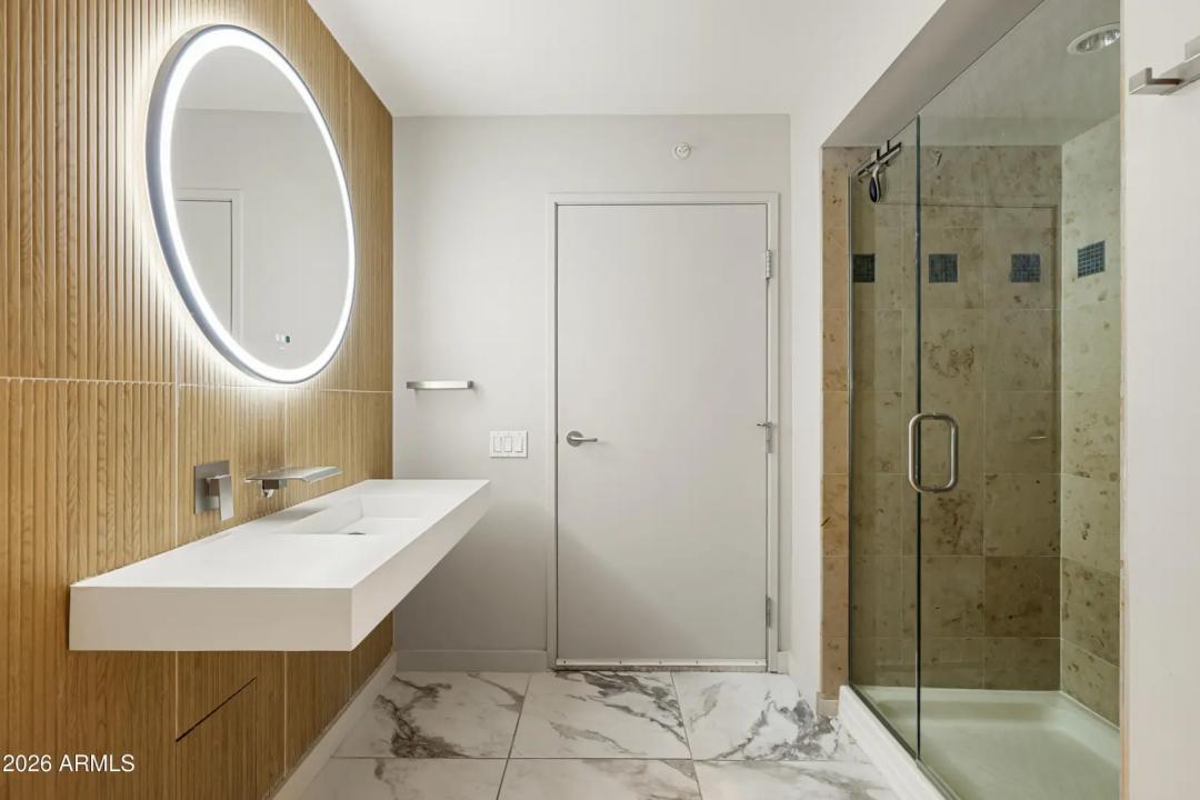 Real Estate Picture 17
