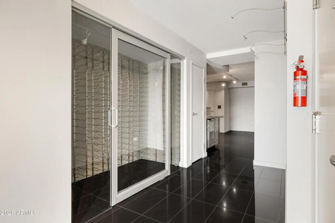 Real Estate Picture 9