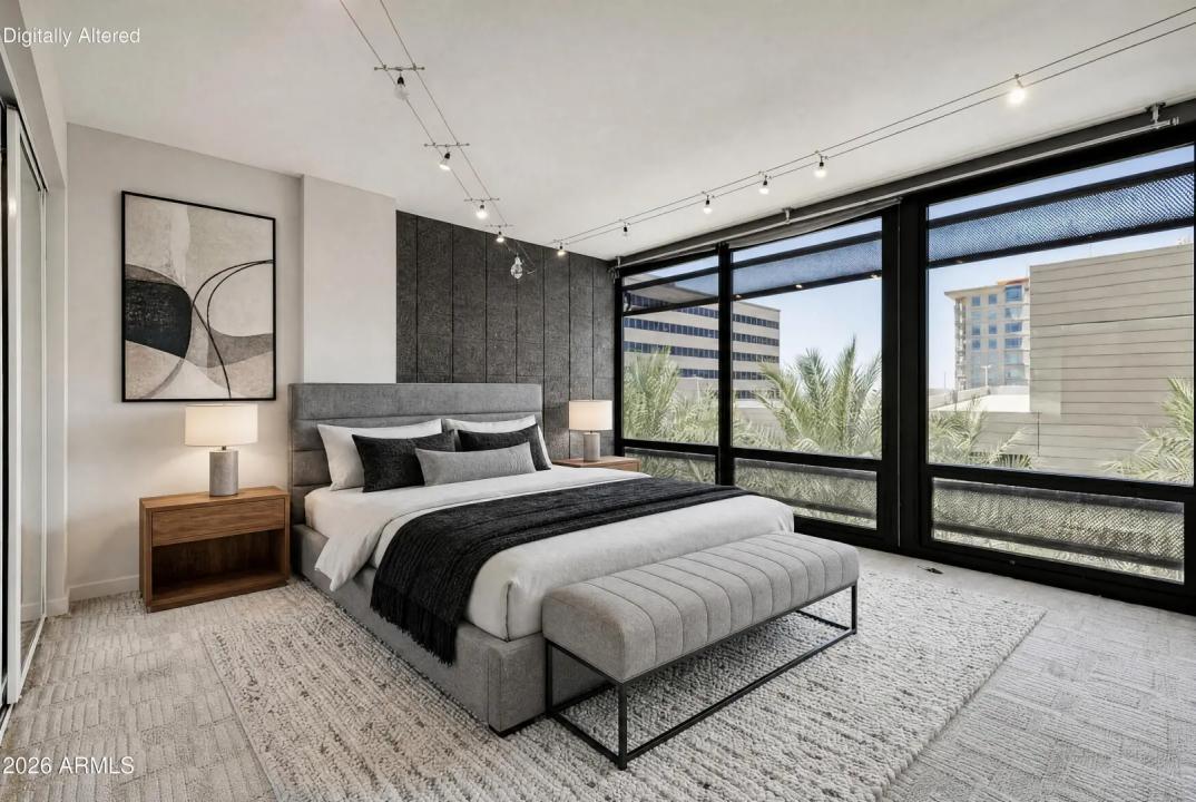 Real Estate Picture 16