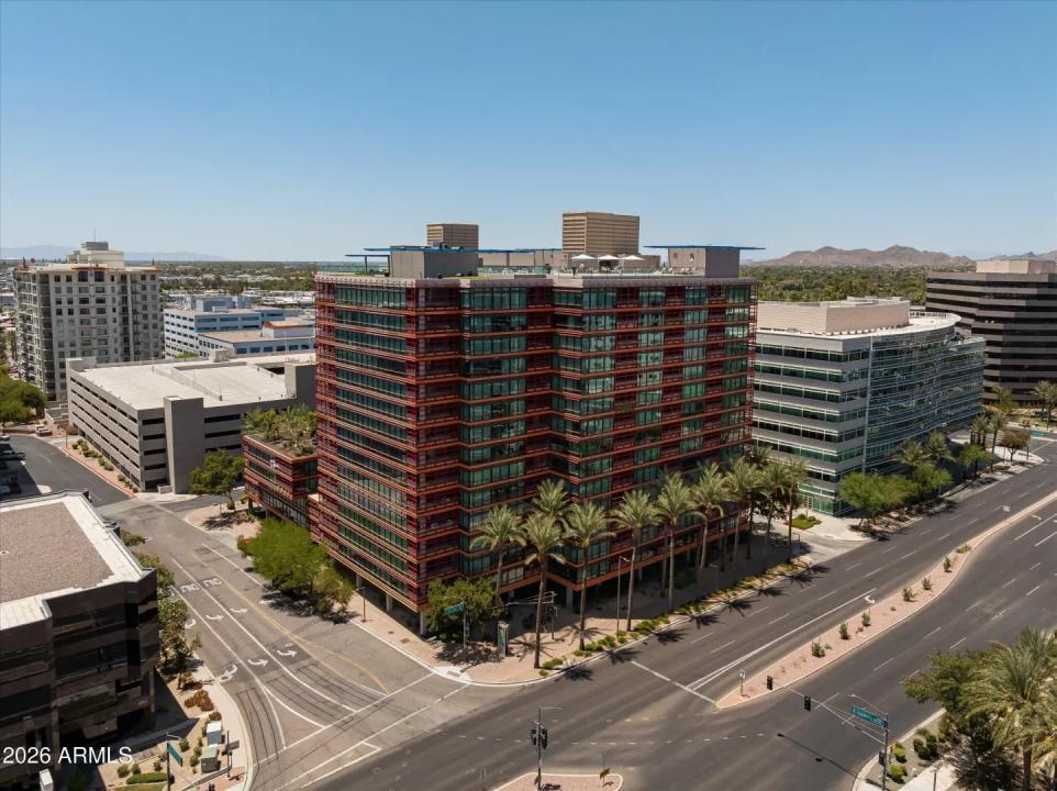 Real Estate Picture 23