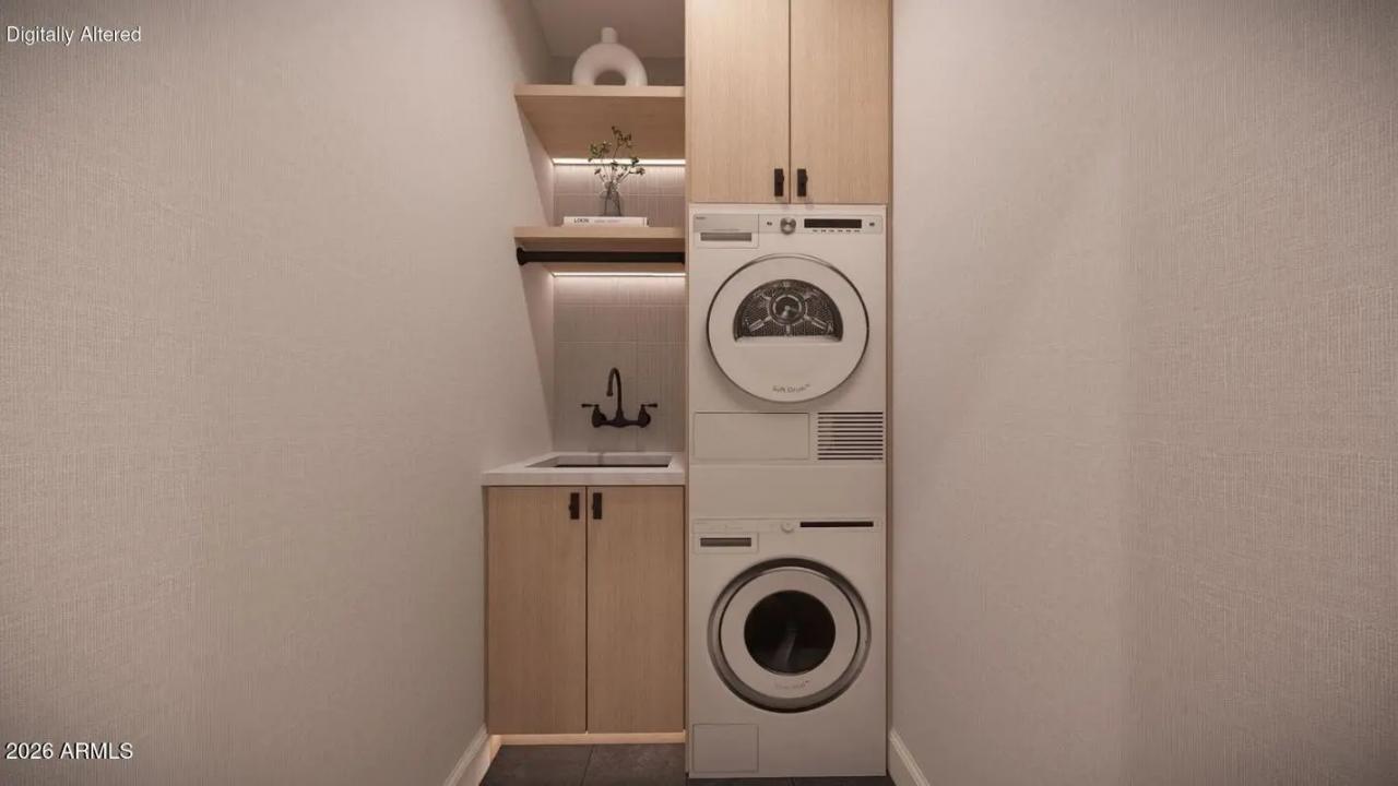 Real Estate Picture 24