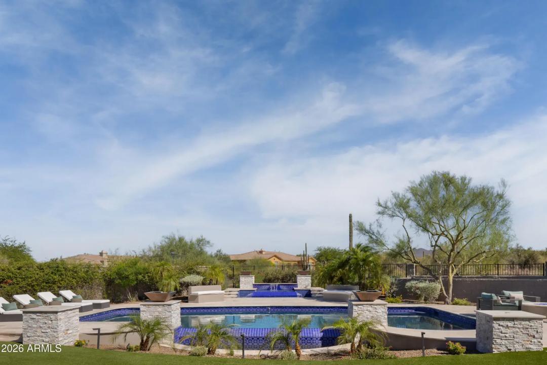 Real Estate Picture 29