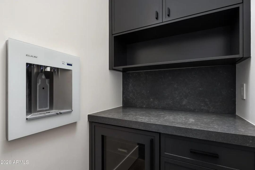 Real Estate Picture 27