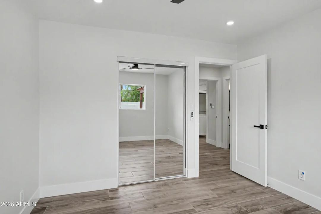 Real Estate Picture 21