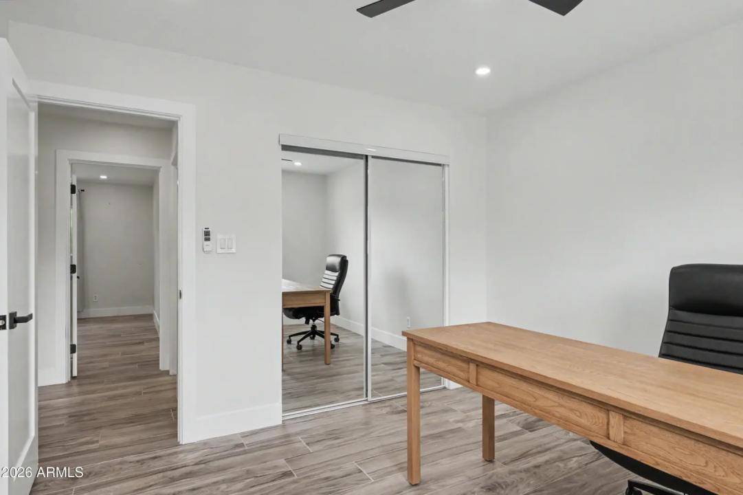 Real Estate Picture 23