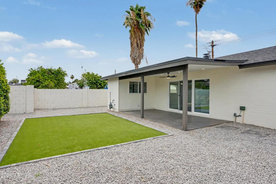 Real Estate Picture 27