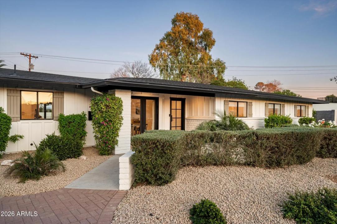 Real Estate Picture 2