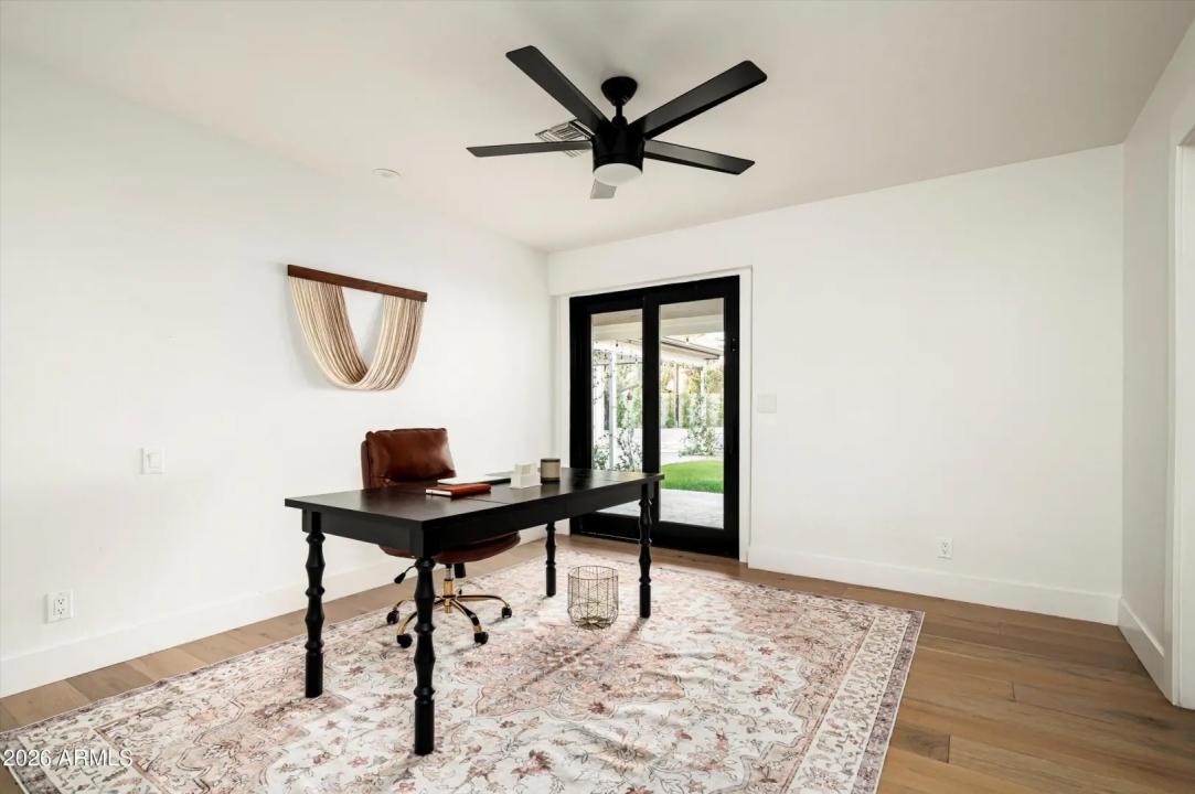 Real Estate Picture 15