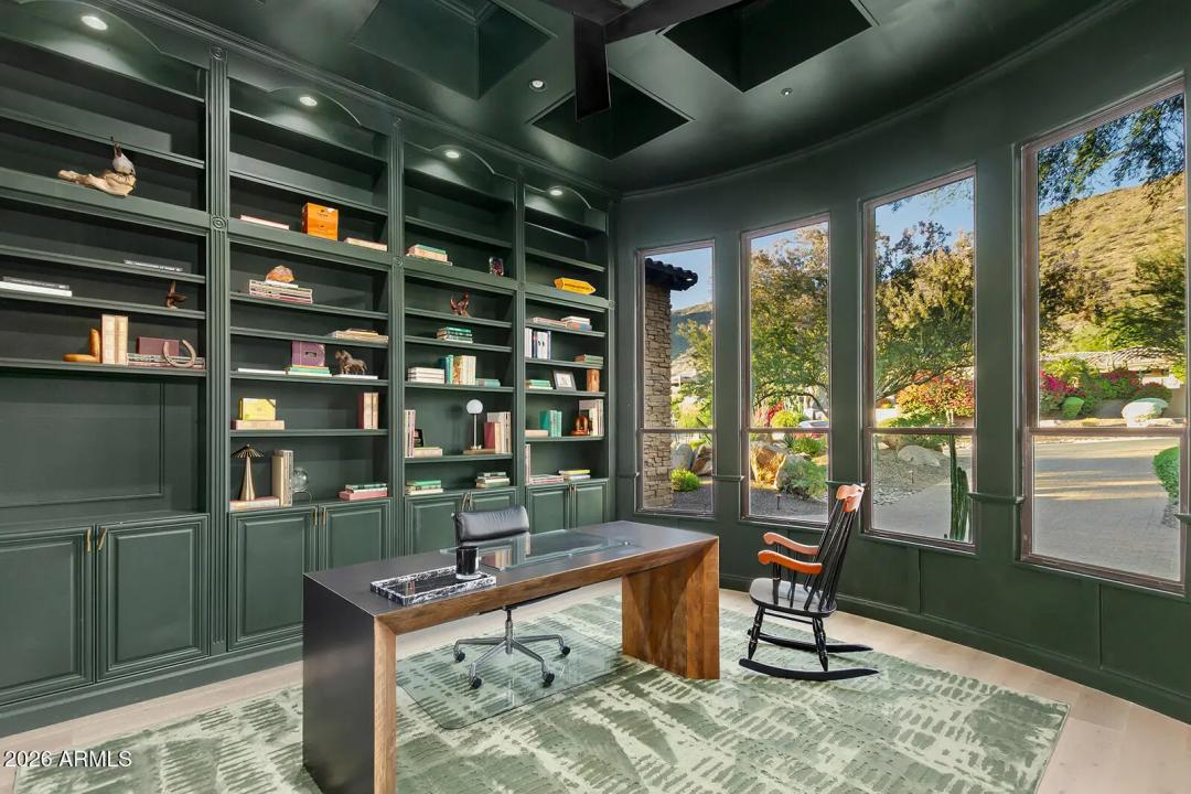 Real Estate Picture 21