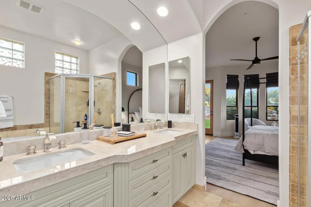 Real Estate Picture 26