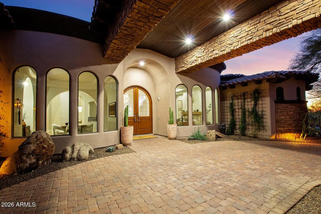 Real Estate Picture 2