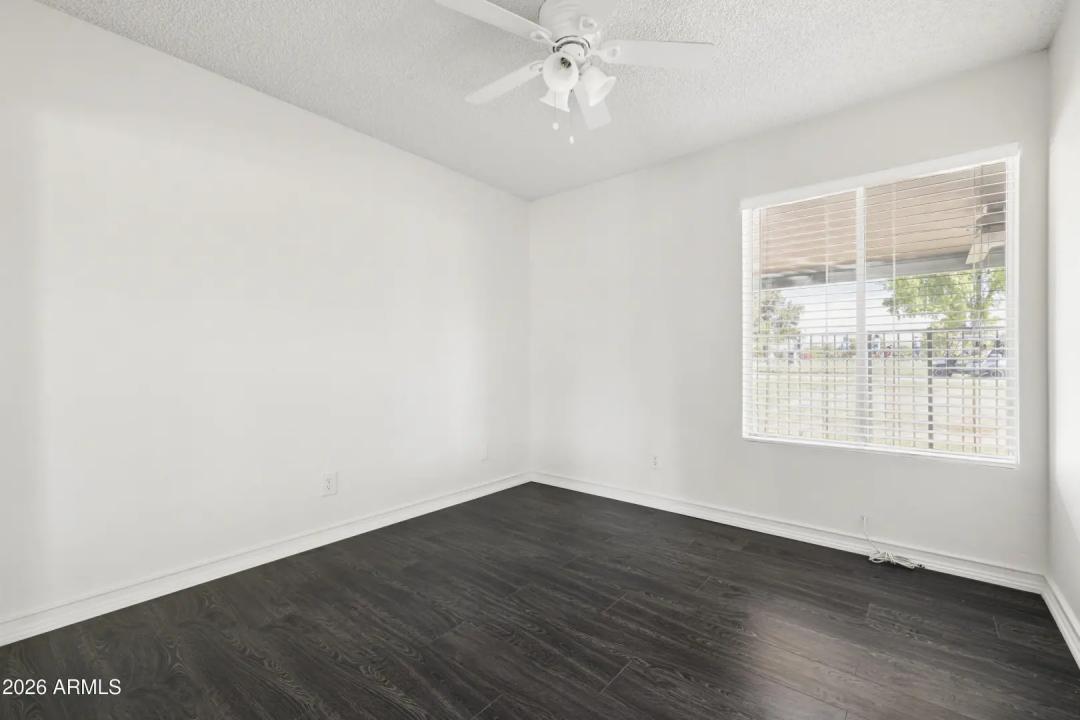 Real Estate Picture 26