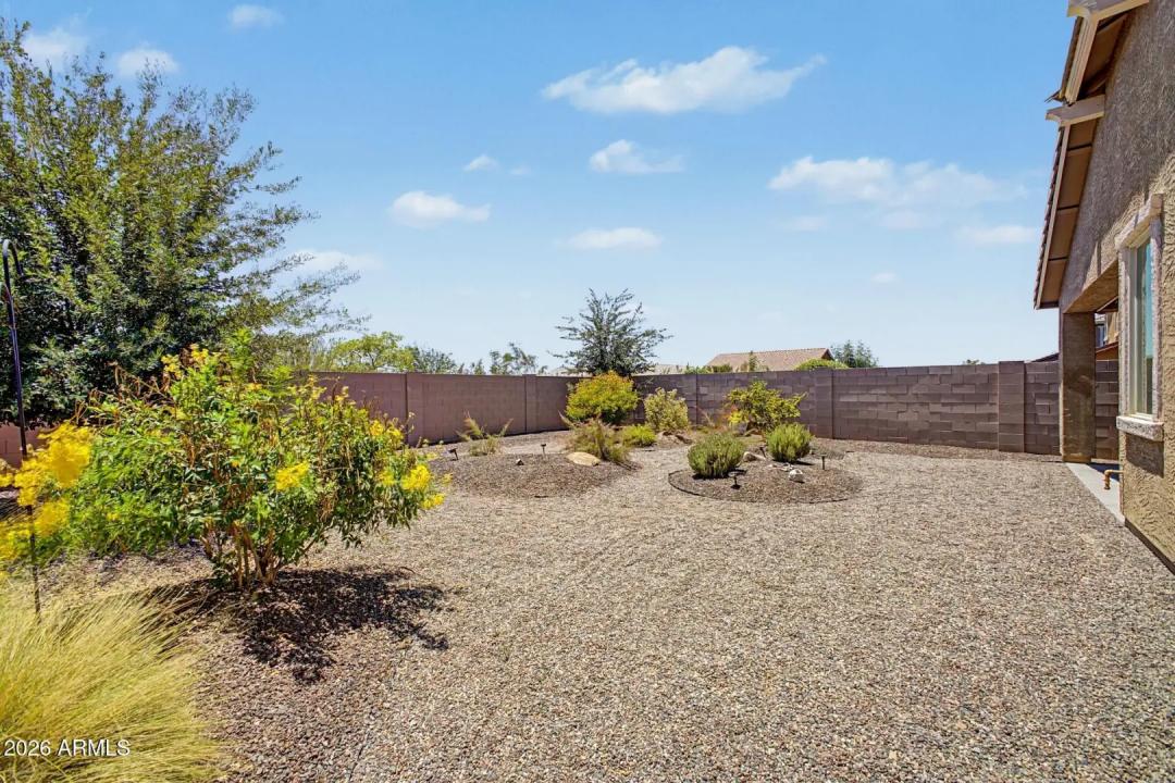 Real Estate Picture 25