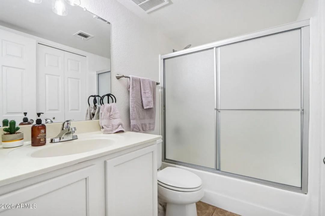 Real Estate Picture 18