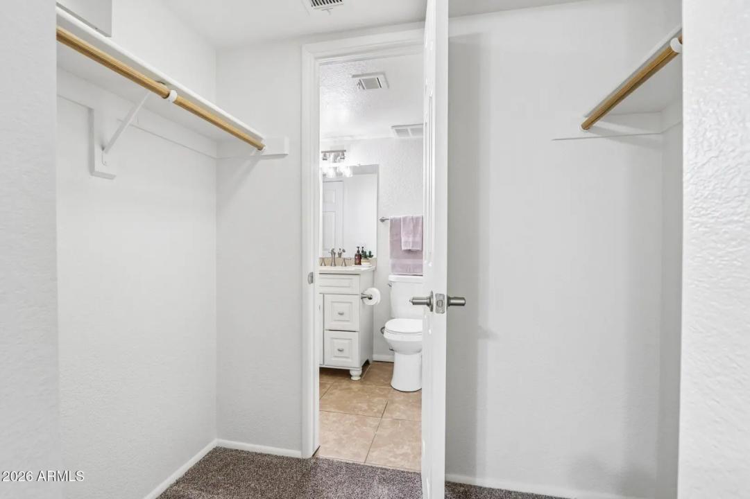 Real Estate Picture 22